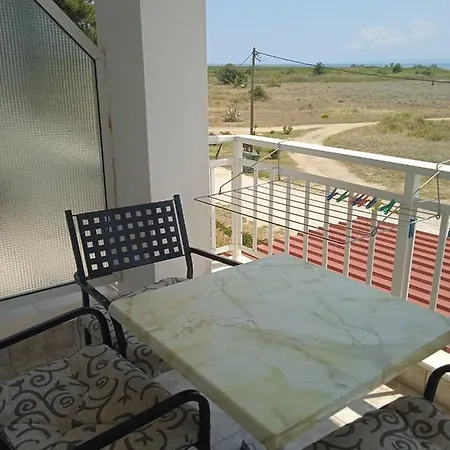 宾馆 Paschalia Sea View Studios *